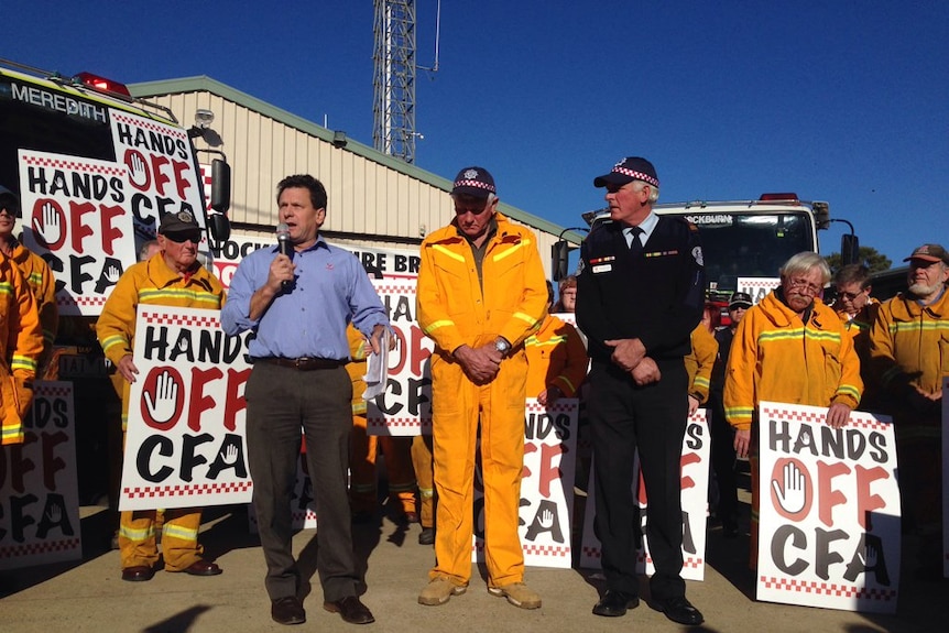 Volunteer Fire Brigades Victoria chief executive Andrew Ford at a rally in Bannockburn, near Geelong