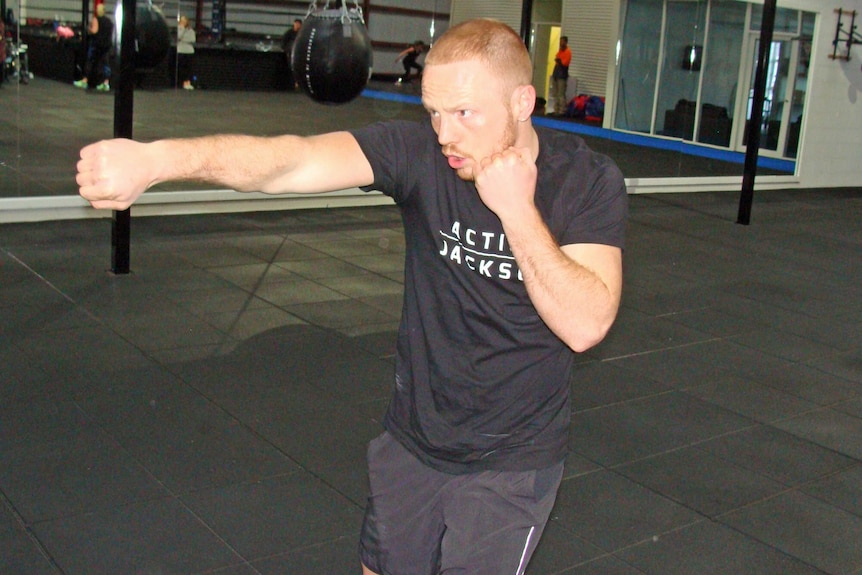 Luke Jackson leading a boxing class