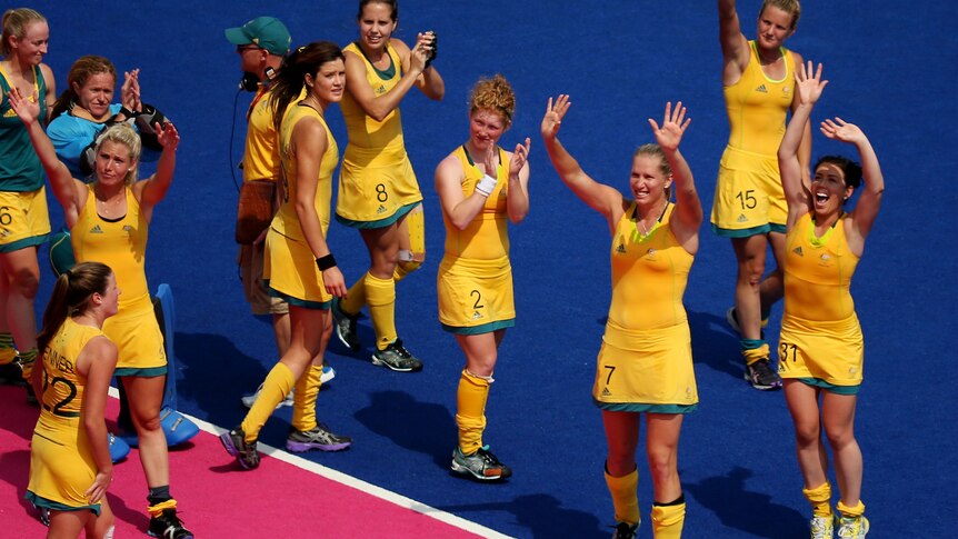 Hockeyroos thank their fans after final game in London