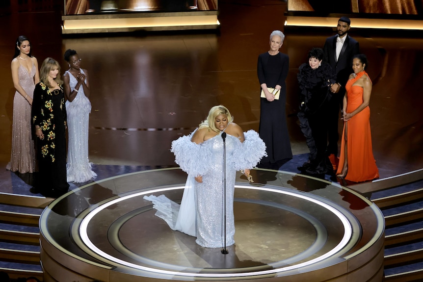 Da'Vine Joy Randolph gives a speech onstage after winning Best Supporting Actress at the 2024 Oscars.