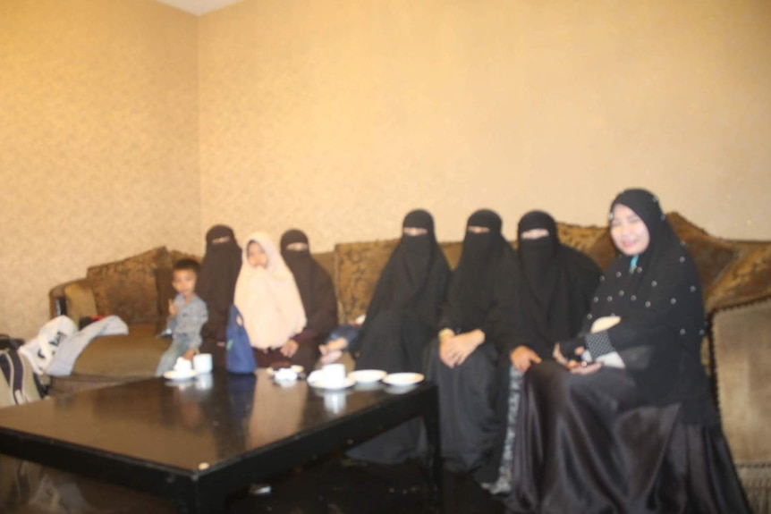 Female participants in an Indonesia Polygamy Forum class