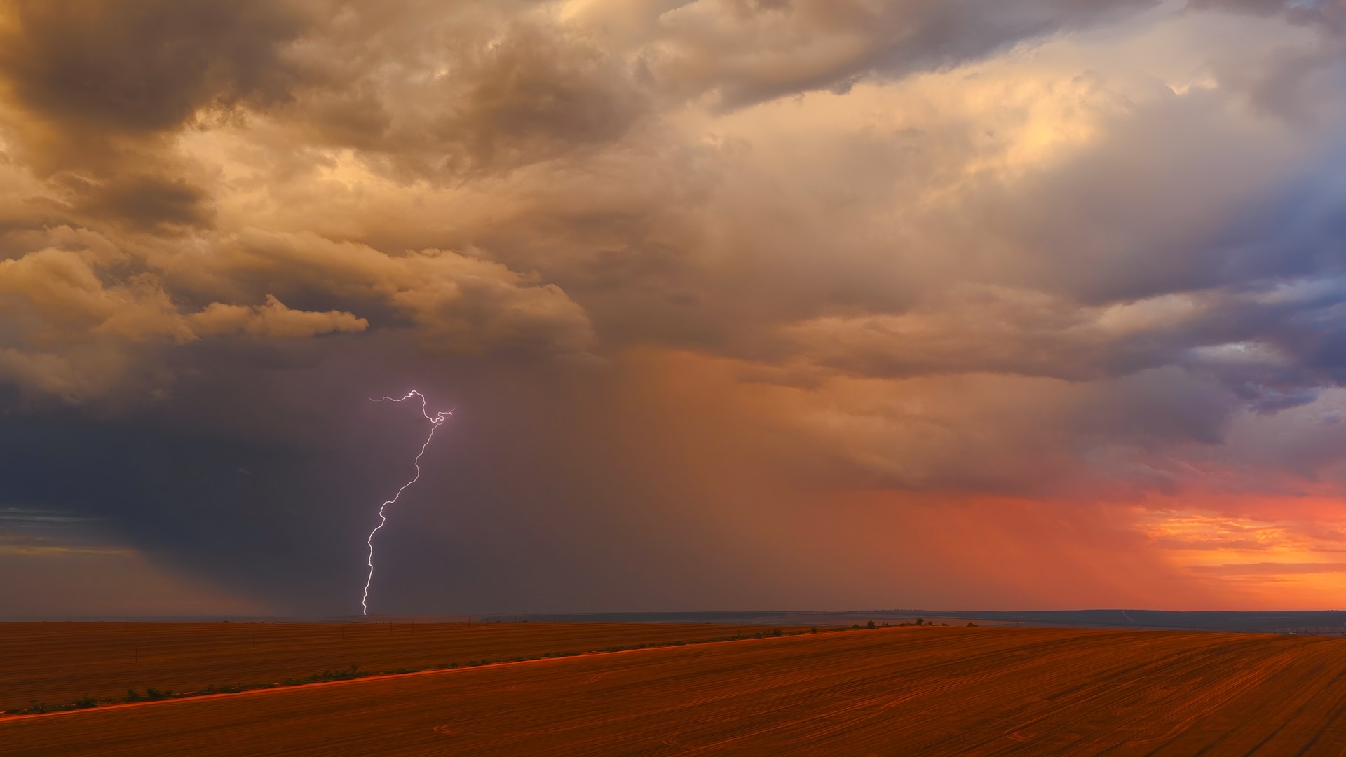 Western Australia Prepares for Strong Winter Storm Over Long Weekend