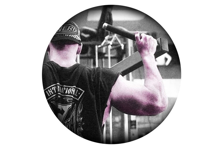 Shoulder workout image