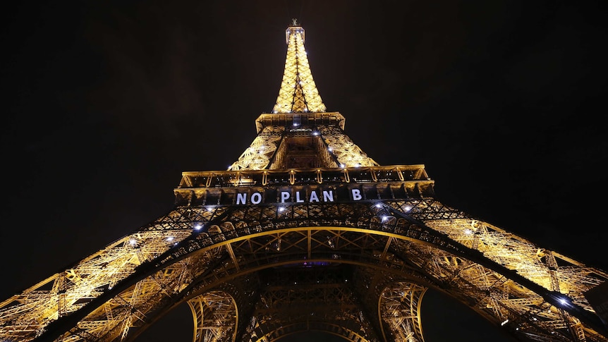 'No Plan B' is lit up on the Eiffel Tower