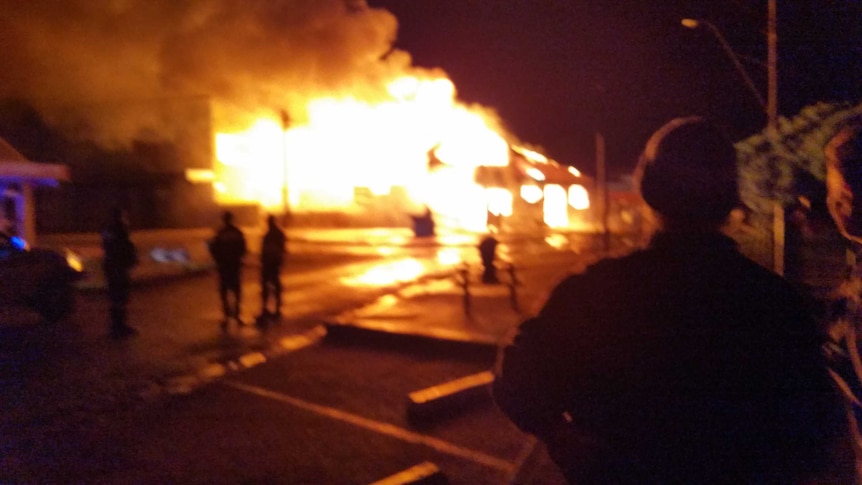 King Island fire destroys several businesses