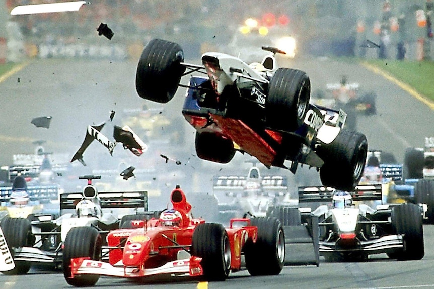 Crash at 2002 Australian F1 Grand Prix