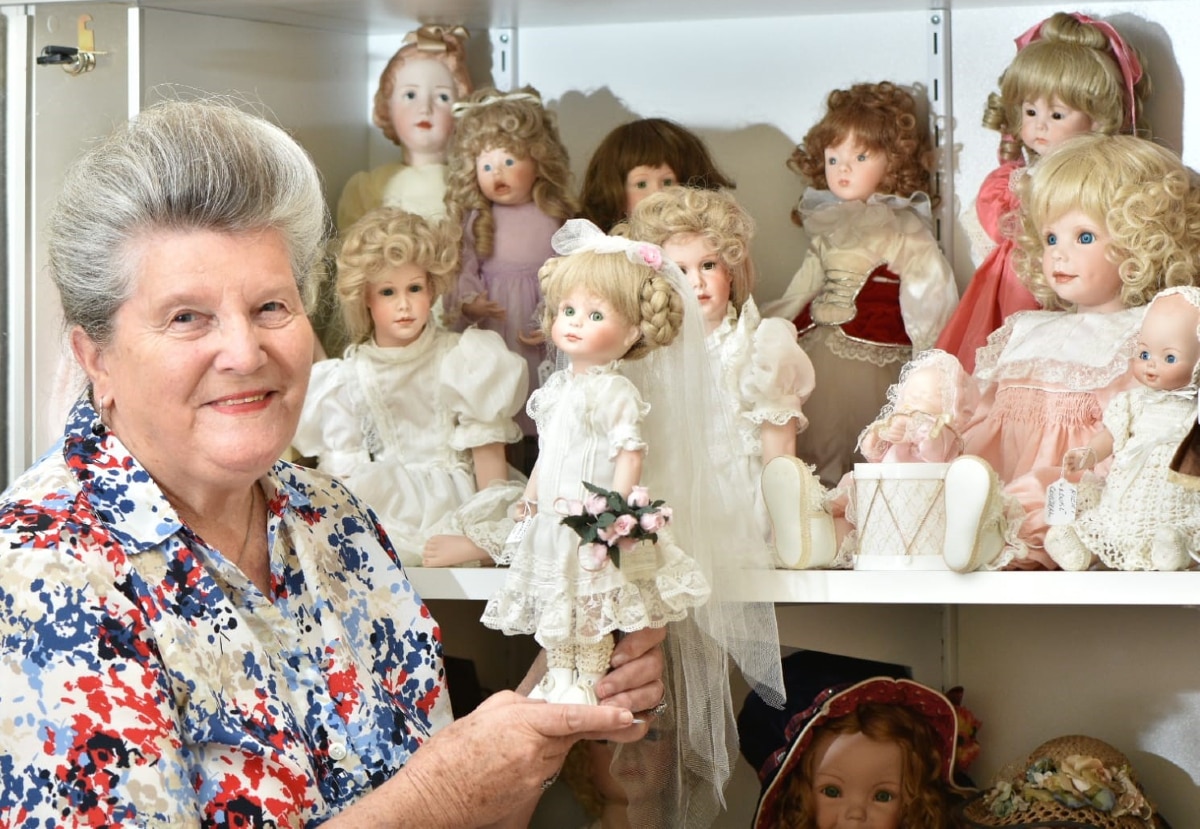Porcelain doll artisan Louise Cogzell gives 600 creations to