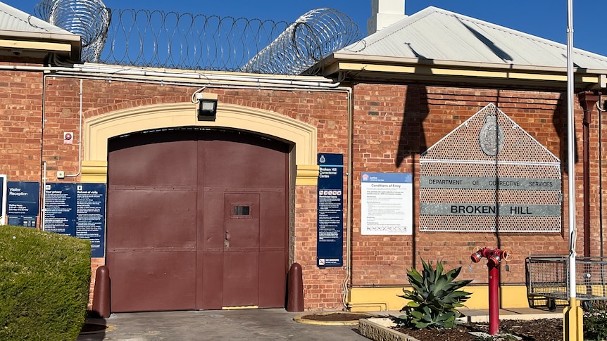 Outside the Broken Hill Correctional Centre