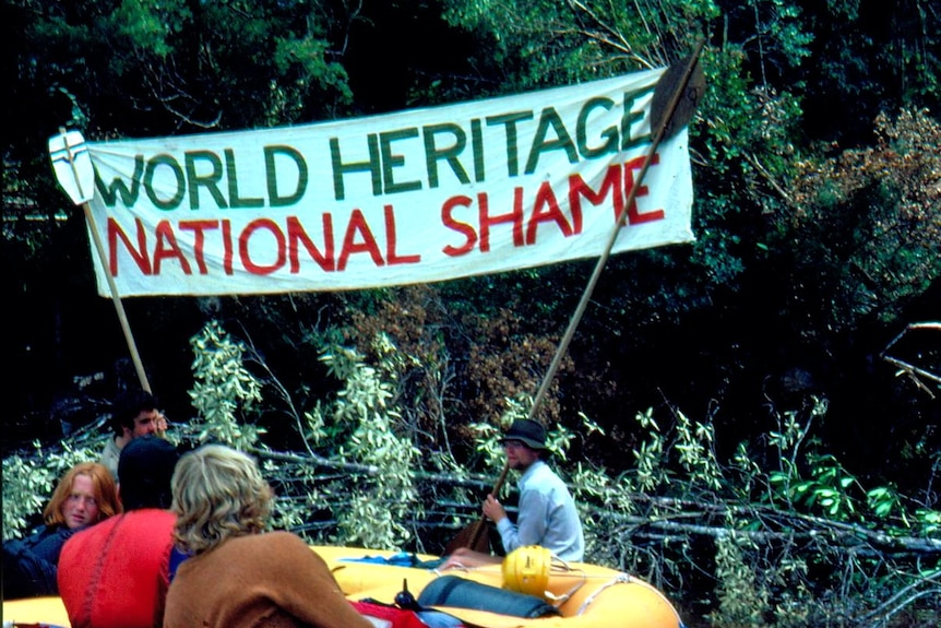 Protestors in kayaks on Tasmania's Gordon River in 1983
