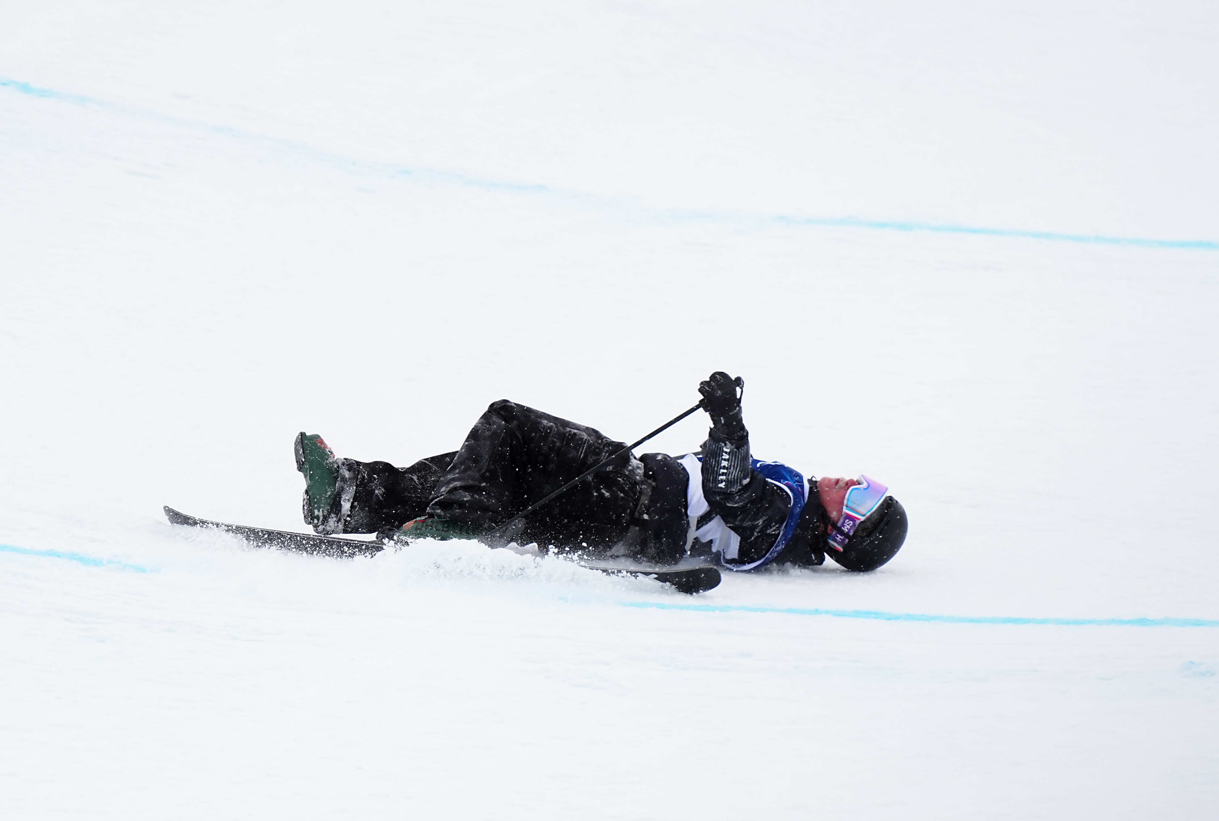 Finley Melville depois de bater no halfpipe de freeski nas Olimpíadas de Inverno.