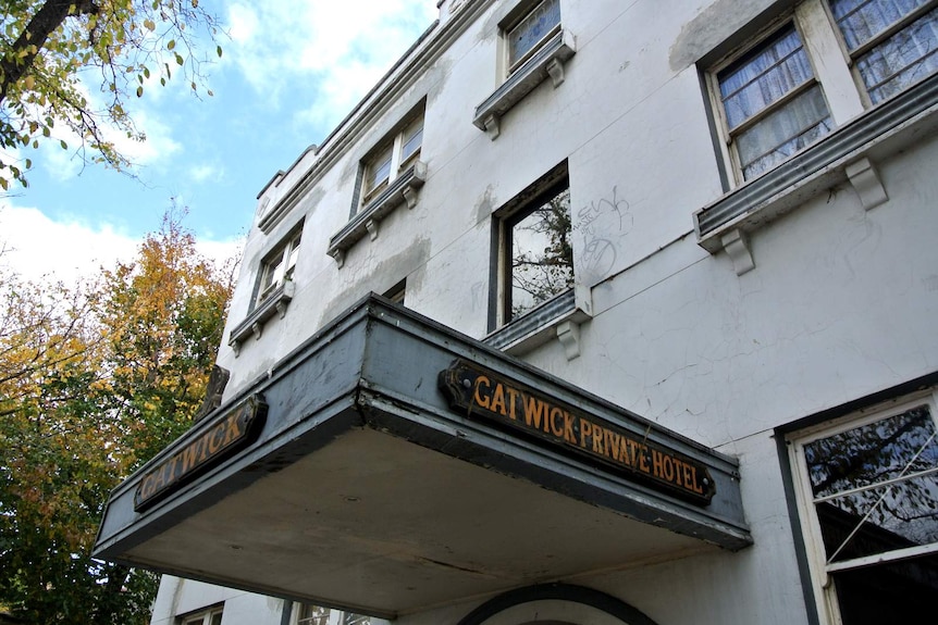 Gatwick Hotel exterior