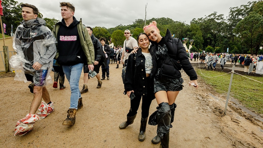 Smiling punters arriving at the Splendour In The Grass gates
