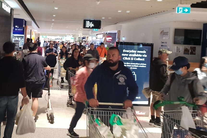 Shopping centre crowd