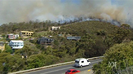 Twenty-five hectares have been burnt in the bushfire in the Hobart suburb of Mt Nelson.