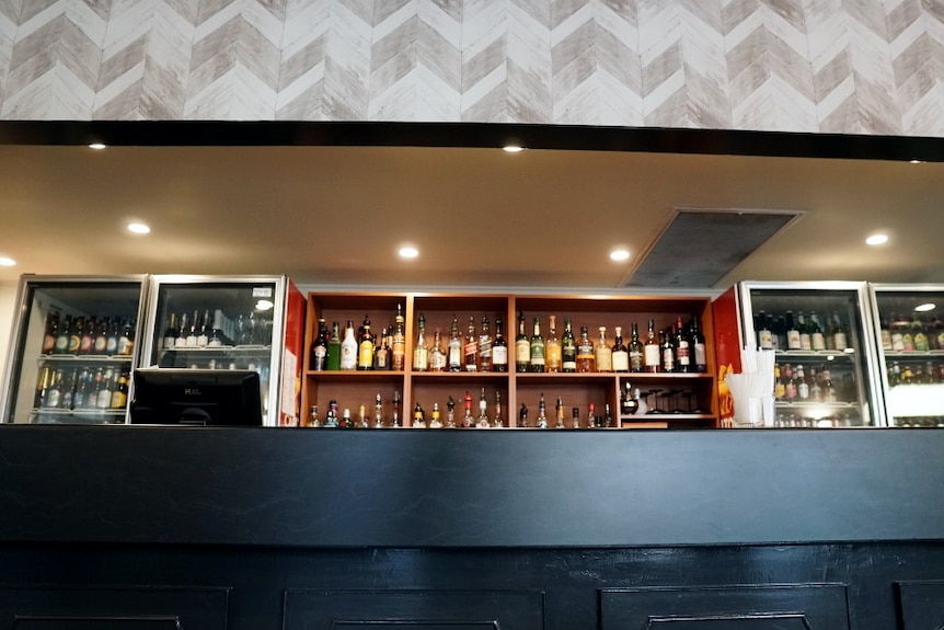 An empty bar at Somerset Hotel, Millicent.