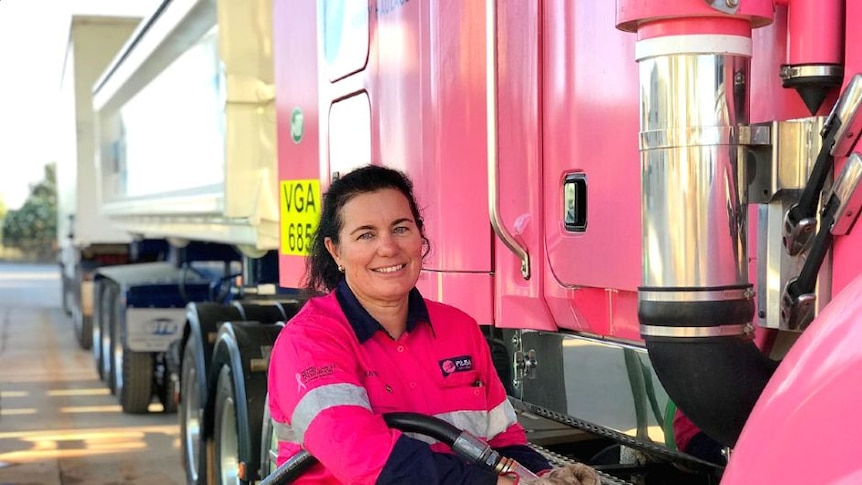 Heather Jones is a Pilbara truckie and CEO of Heavy Haulage Girls