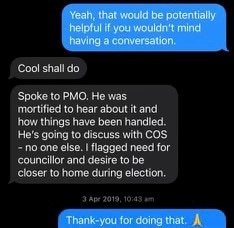 Text messages showing a conversation about alert the Prime Minister's office about an incident