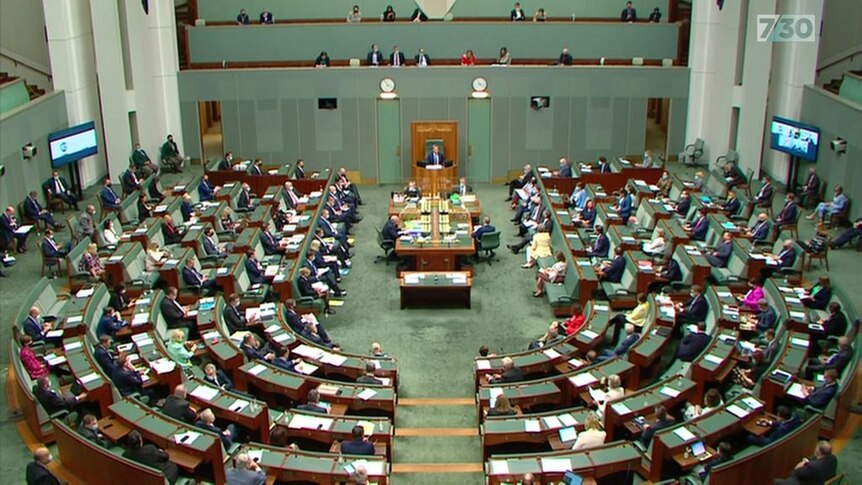Final fortnight sitting of Federal Parliament begins and political battlelines are being drawn
