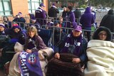 Dockers fans queue for preliminary final tickets