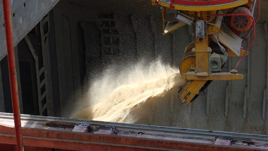 Sugar being sprayed into vessel