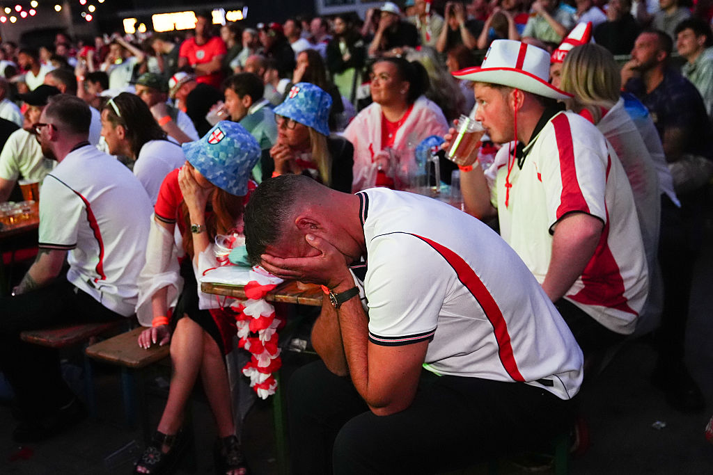 England's hopes fade again, but it won't stop them dreaming