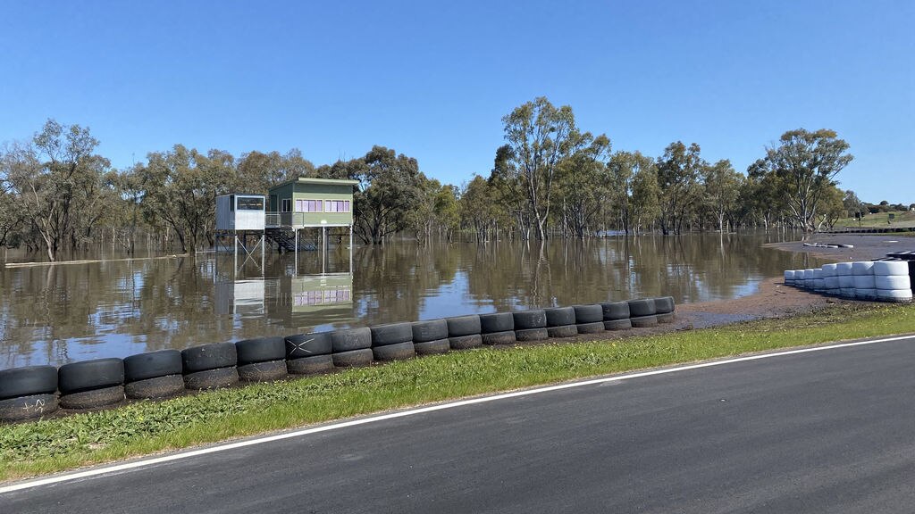 Even where flooding is minor, Victorians are suffering - ABC News