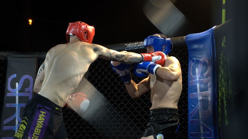 Former SAS soldier starts free boxing clubs in the bush for those at-risk