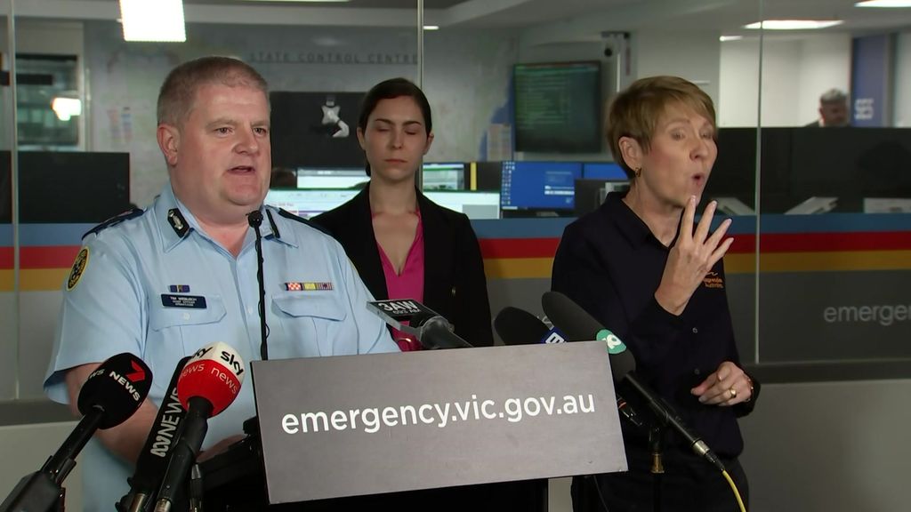 Major flood warning issued for parts of Victoria - ABC News