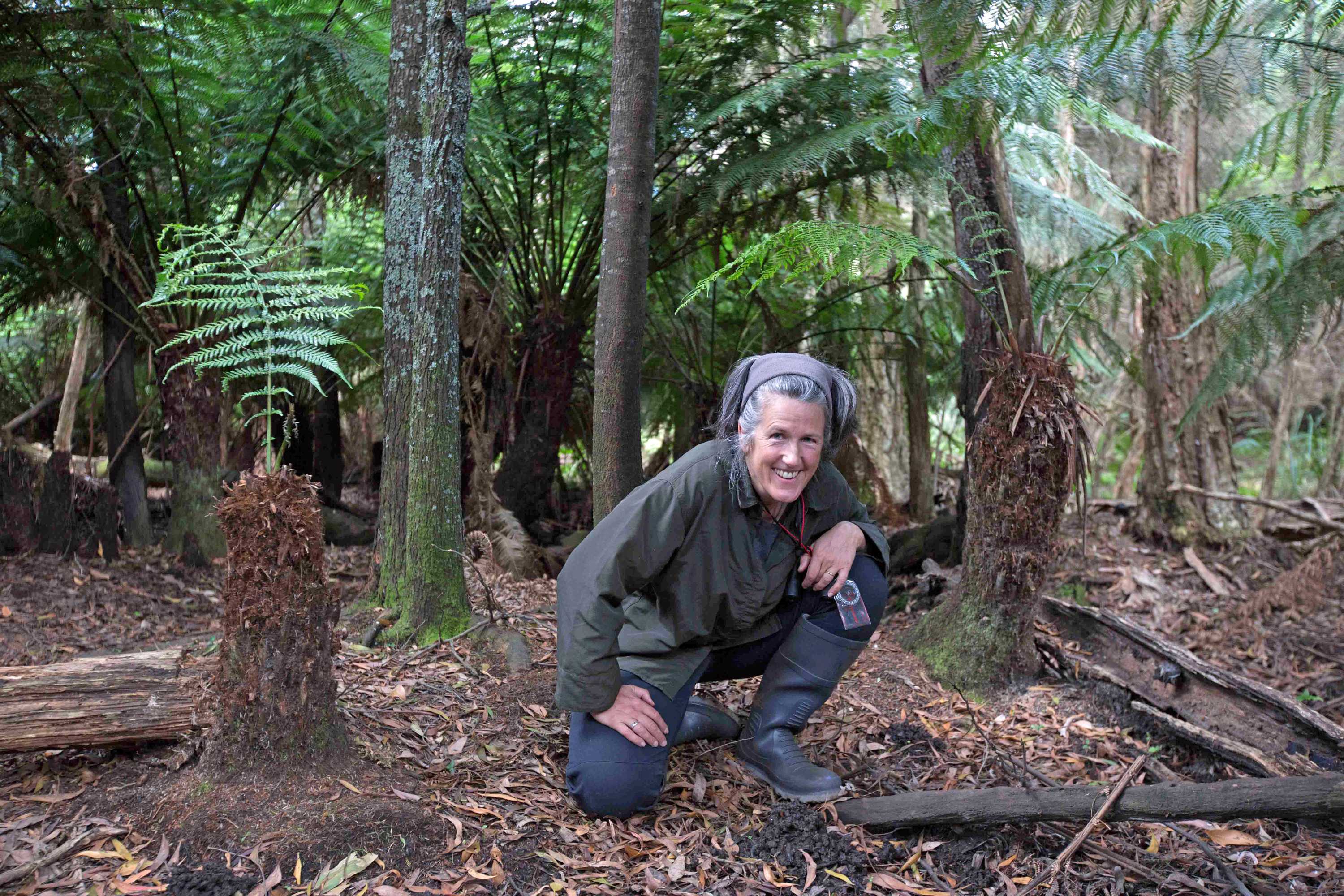 'This is cool!' Kids digging into science with burrowing crayfish