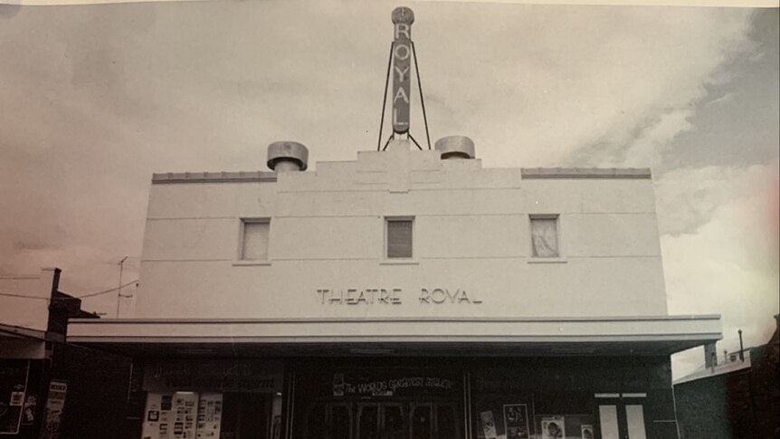 Historic Art Deco Royal sign for Castlemaine Theatre Royal