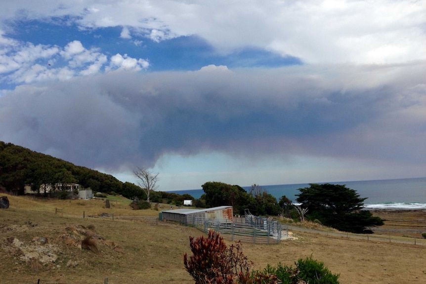 A smoke plume seen from Wongarra, near Apollo Bay.