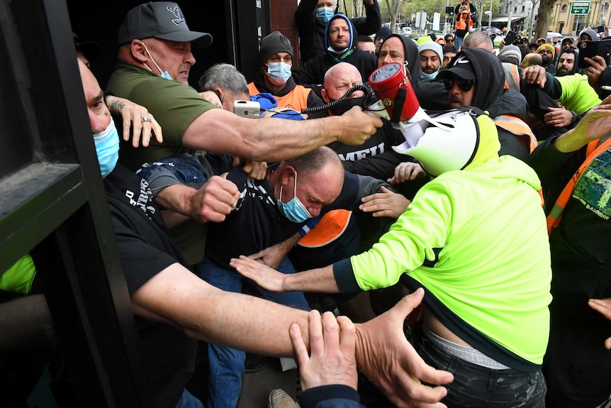 Victorian construction workers protest