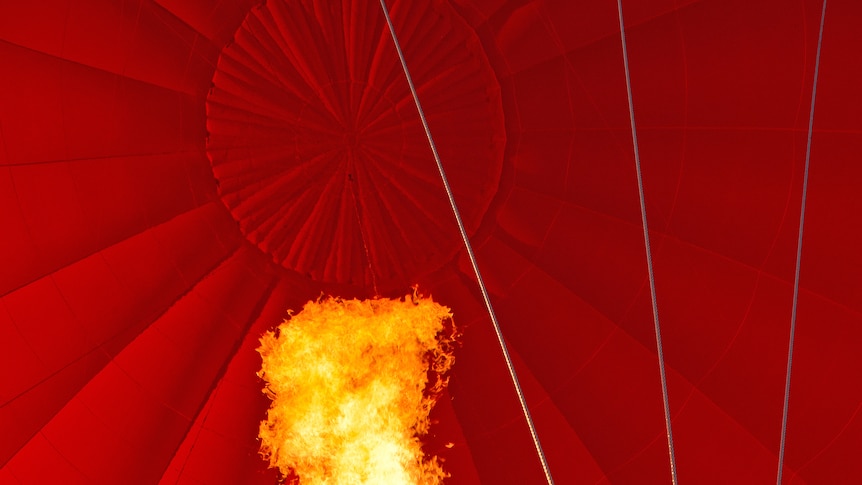 Freak accident draws hot air balloon risk warning