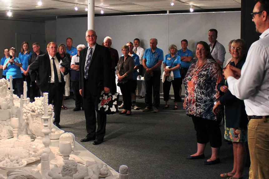 Bega Valley Shire Council Mayor, Michael Britten and Littleton Mayor, Phil Cernanec with Bega-Littleton Exchange members