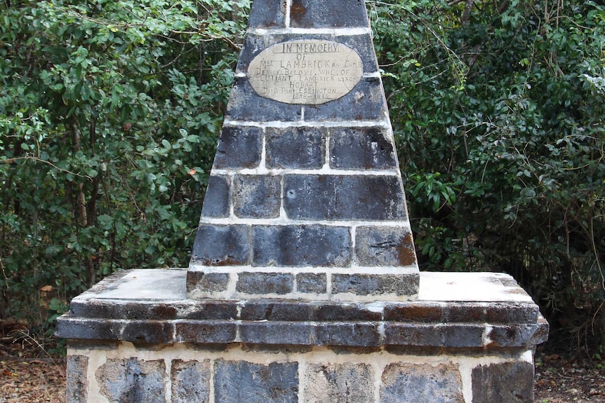 A grave at the ruins of a settler colony in the Northern Territory.