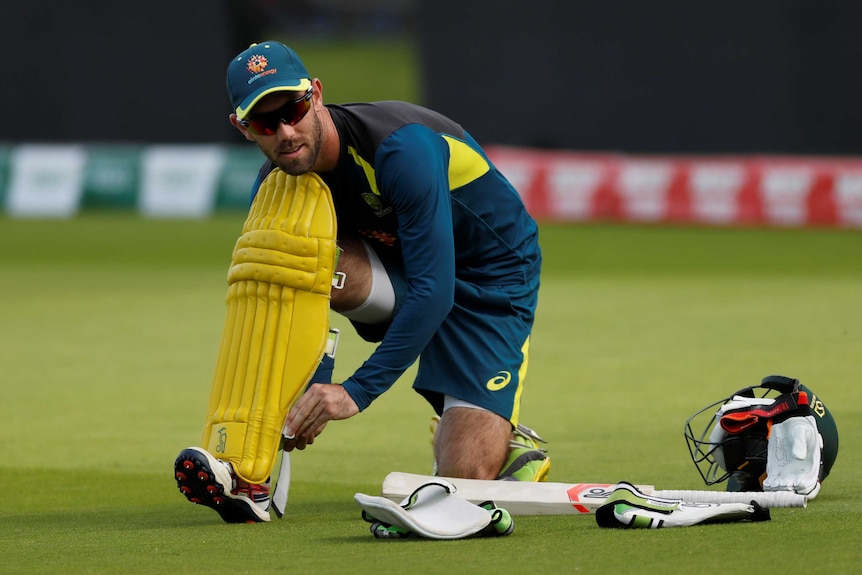 Batter getting ready for a cricket practice session.