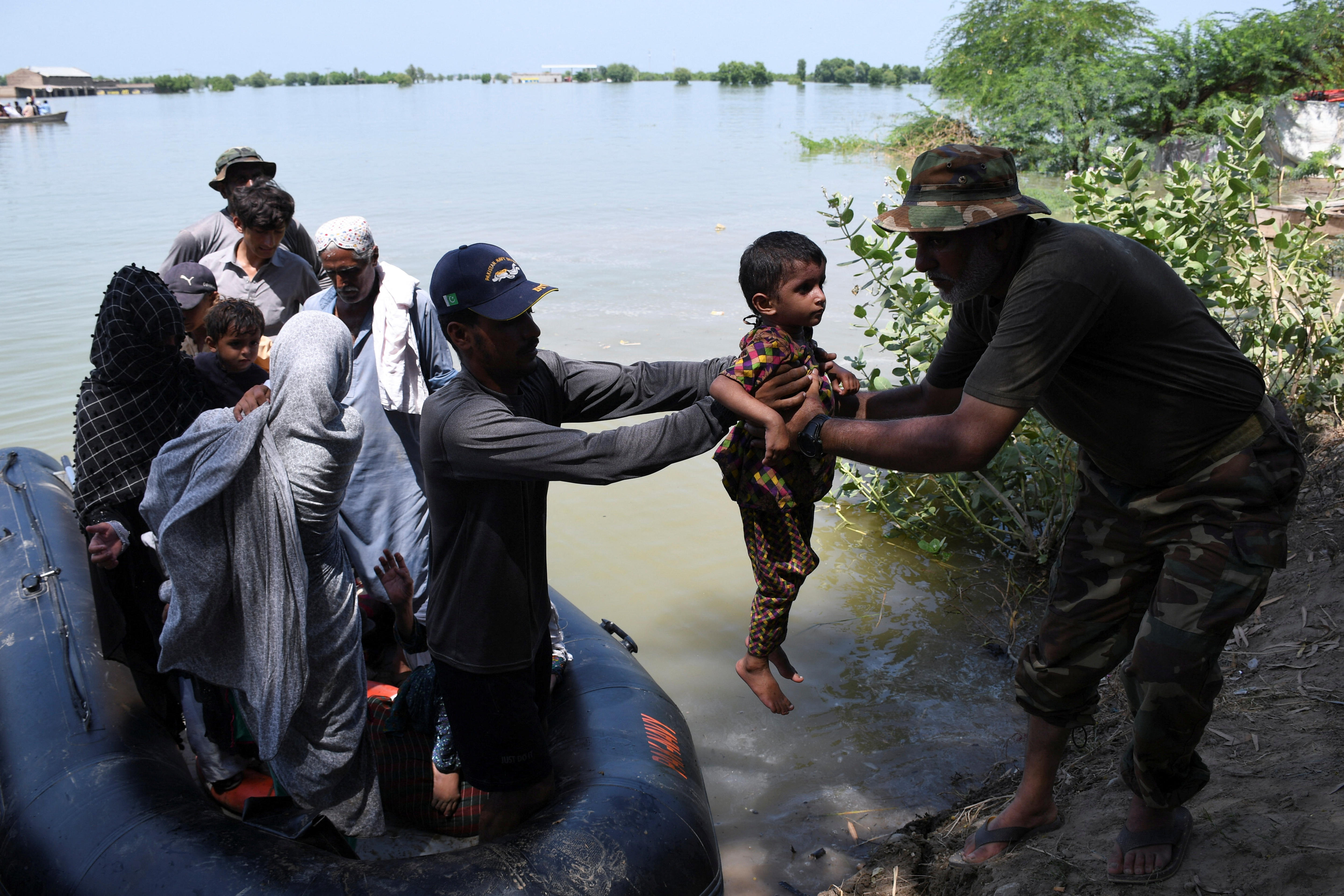 UNICEF Warns Pakistan Floods May See Spread Of Deadly Diseases, Risk Of ...