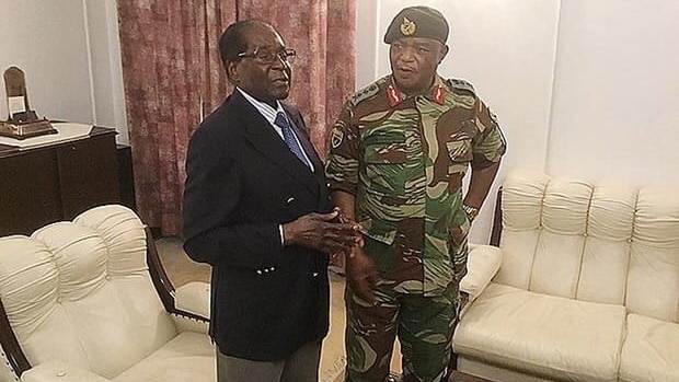 Robert Mugabe meeting with General Constantino Chiwenga.