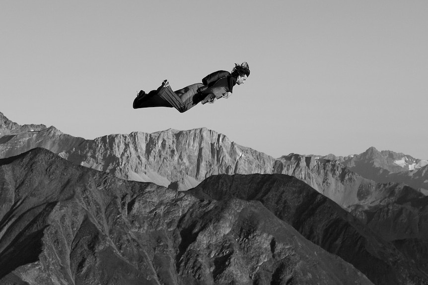 Dean Potter base jumping