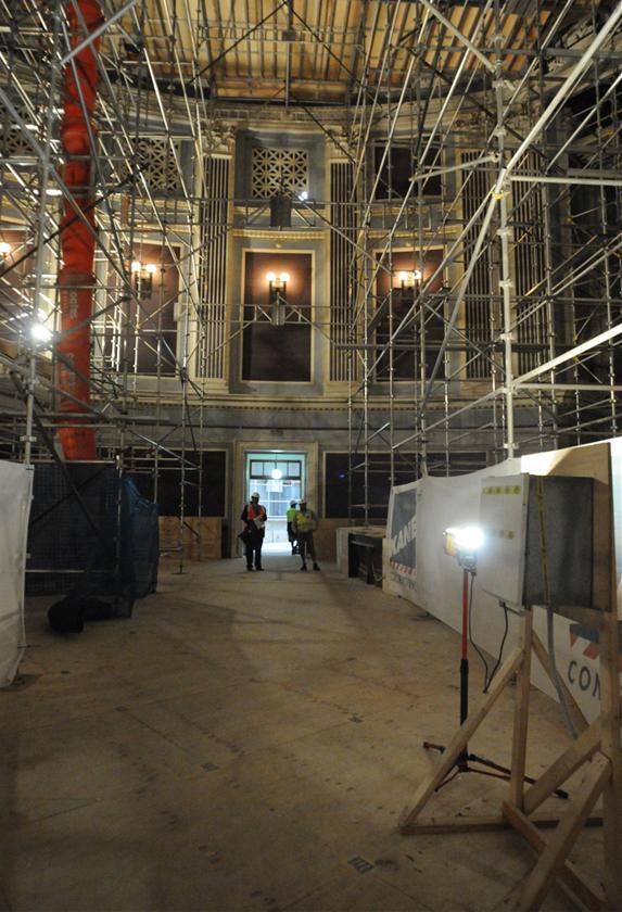 Brisbane City Hall renovation on track - ABC News