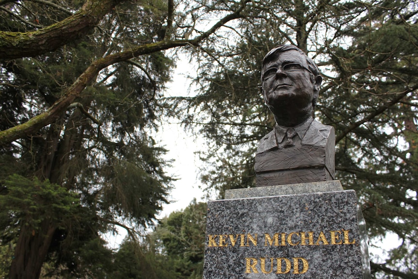 Bust of Kevin Rudd in Ballarat