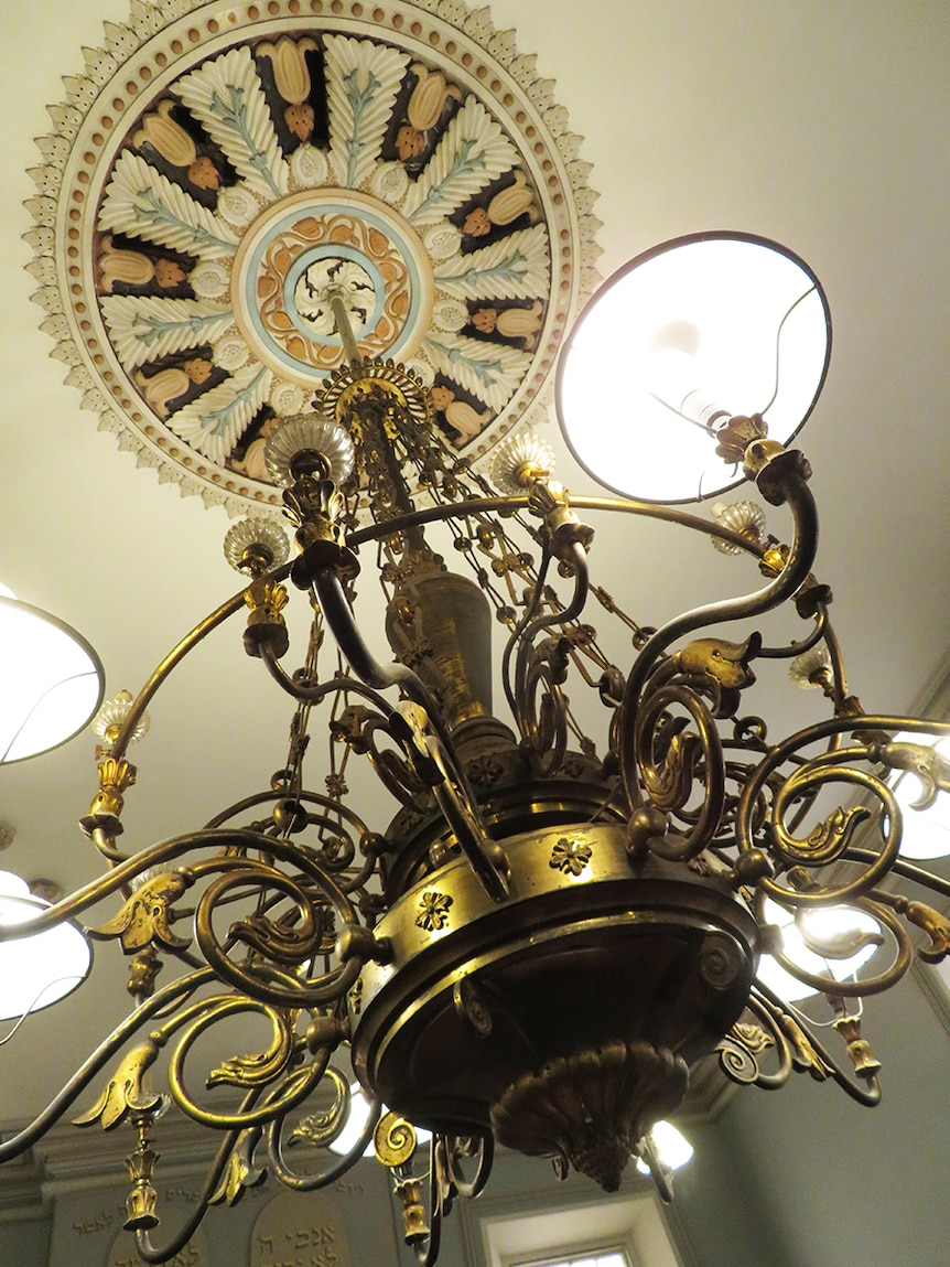 Original light fitting at Hobart's Jewish synagogue.