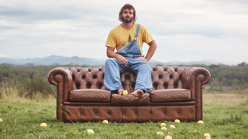 A 2016 press shot of Angus Stone for Dope Lemon