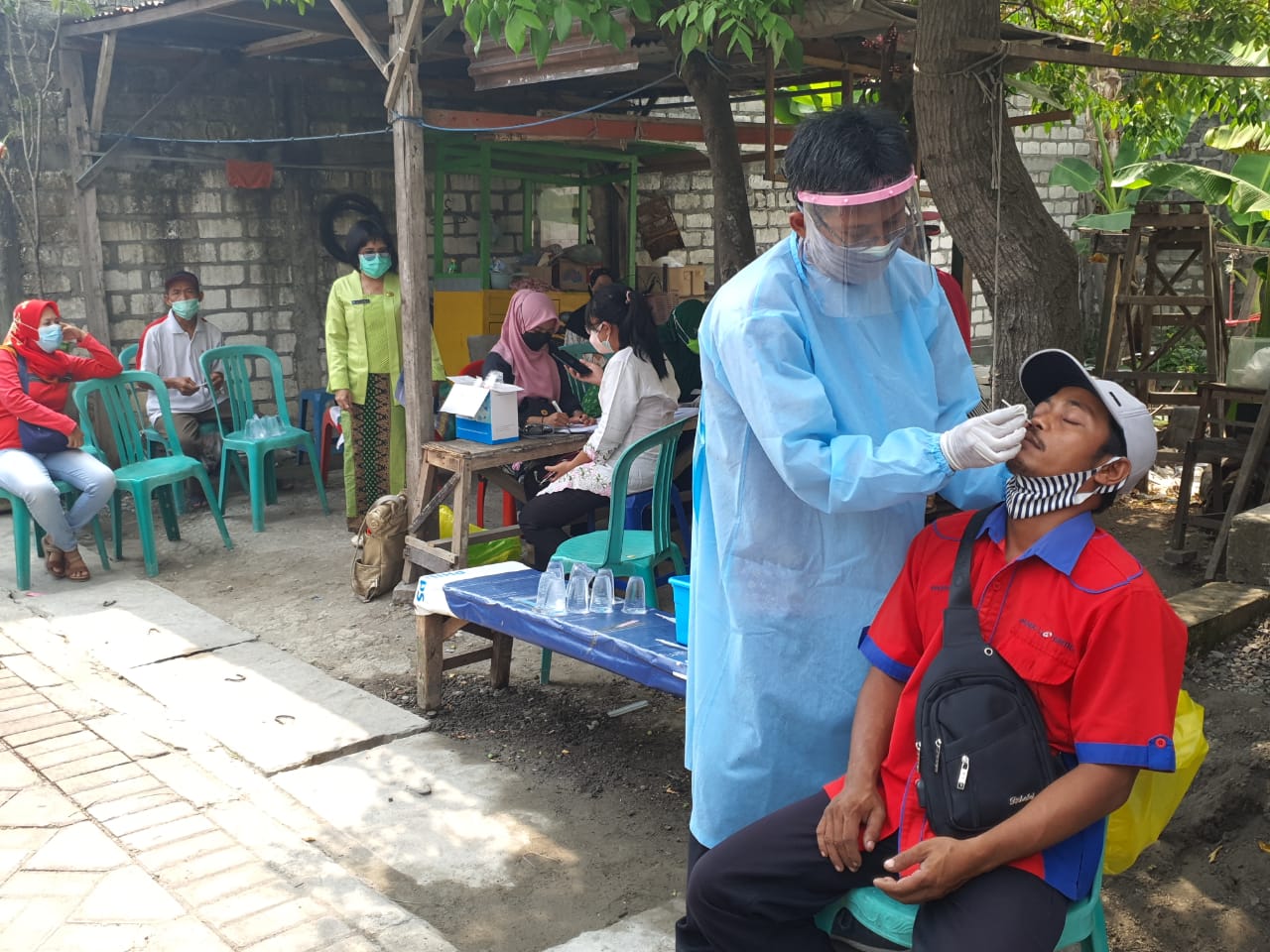 Swab Massal di Zona Kuning PPKM Mikro