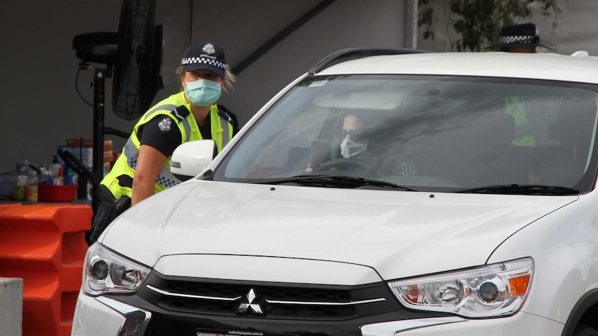 Police checking permits in Albury-Wodonga