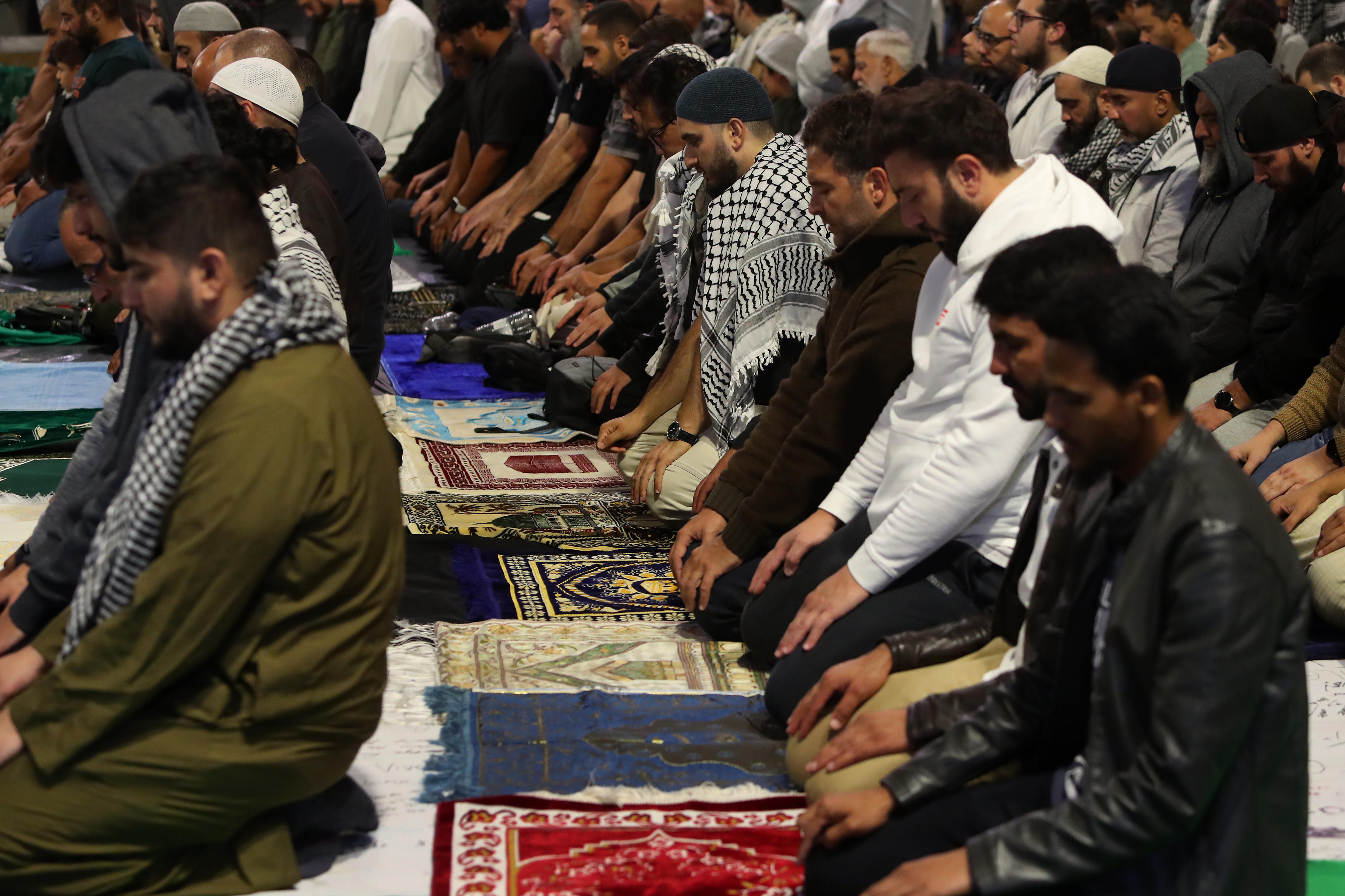 This federal election, Australian Muslims face an ethical dilemma — and ...