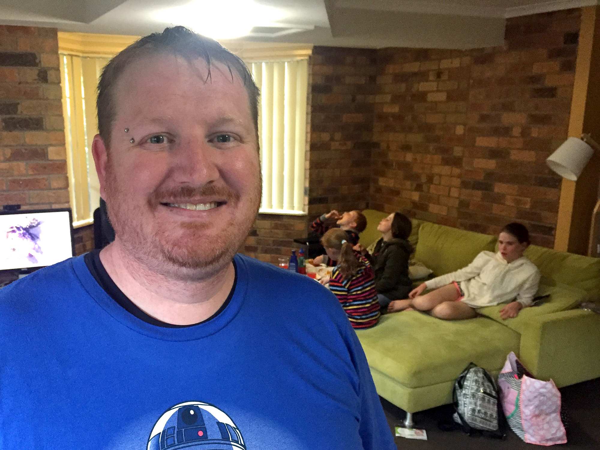 Peak body urges caution for parents considering Juggle Street website