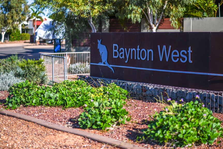 Sign showing a kangaroo and words 'Baynton West'