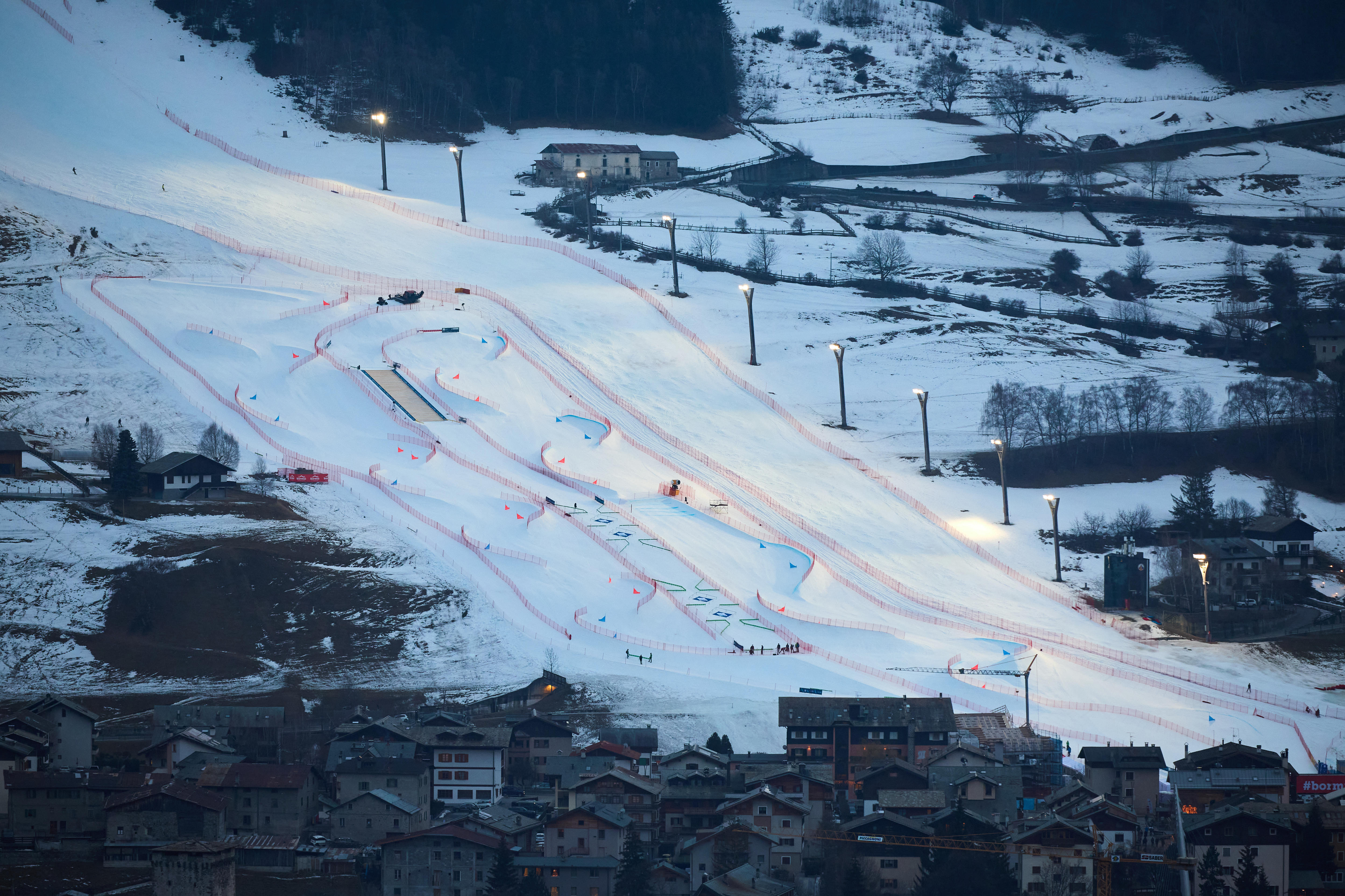 O percurso Olímpico SkiMo no centro de esqui Stelvio