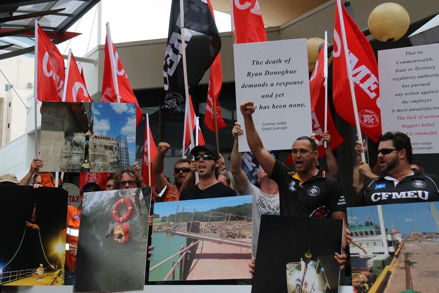 Unions rally against NT Worksafe
